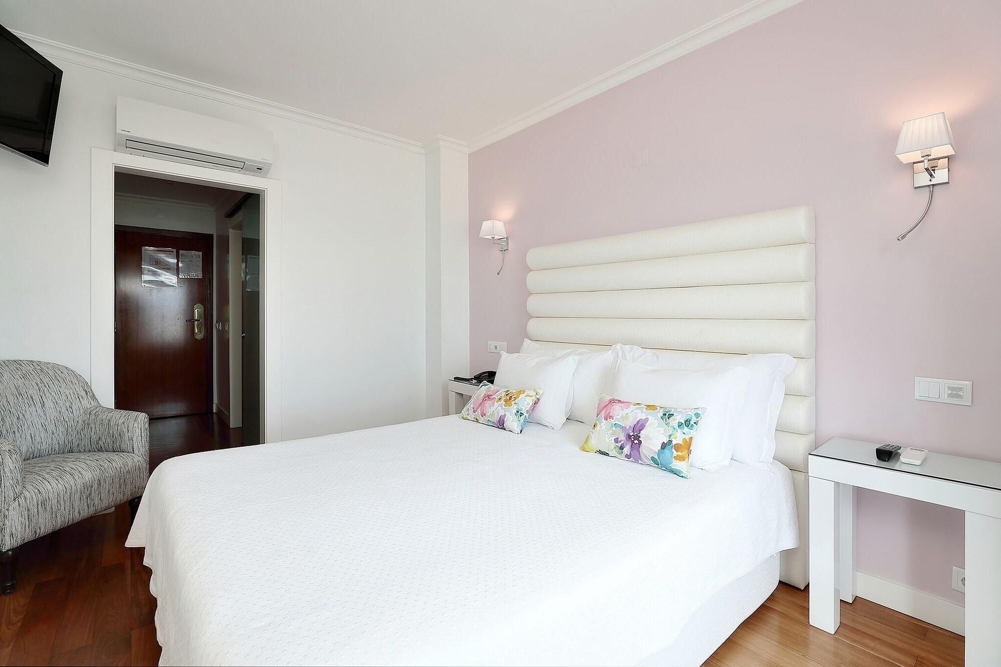 Vila Sao Vicente Boutique (Adults Only) อัลบูเฟรา ภายนอก รูปภาพ