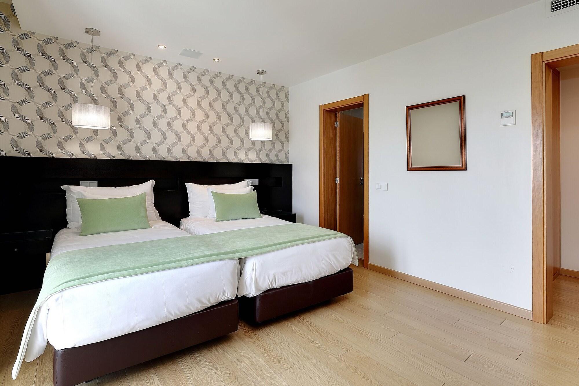 Vila Sao Vicente Boutique (Adults Only) อัลบูเฟรา ภายนอก รูปภาพ