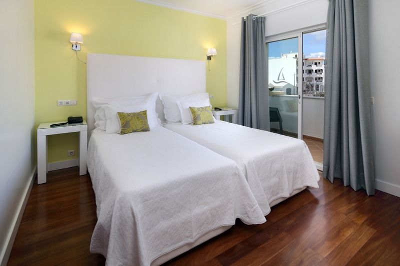 Vila Sao Vicente Boutique (Adults Only) อัลบูเฟรา ภายนอก รูปภาพ